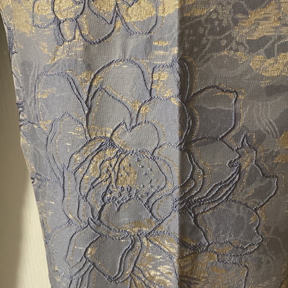 TAHARI Jacquard Pleated Metallic Floral Formal Trouser Pants With Belt - Size 10 - Picture 4 of 4